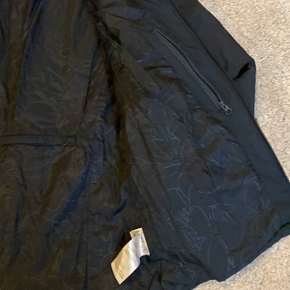 $220 MERRELL | All Season Black Quilted Trail Jacket women’s XS - Picture 7 of 10